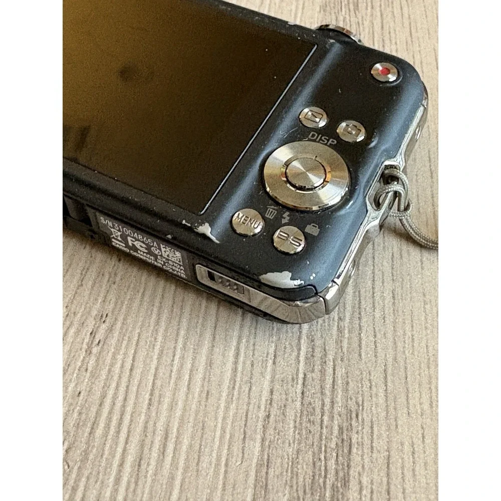 Casio Exilim EX-S10A 10.1MP Digital Camera w/ Battery Black - Tested/Works